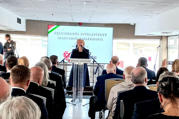 Mindig emlékezni kell rá, mivel járhat egy közösség bűnössé kikiáltása
