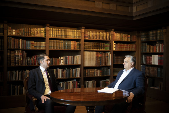 Pásztor Bálintot fogadta Orbán Viktor