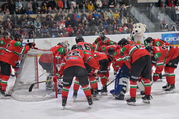 Az egyik nagy rivális kipipálva