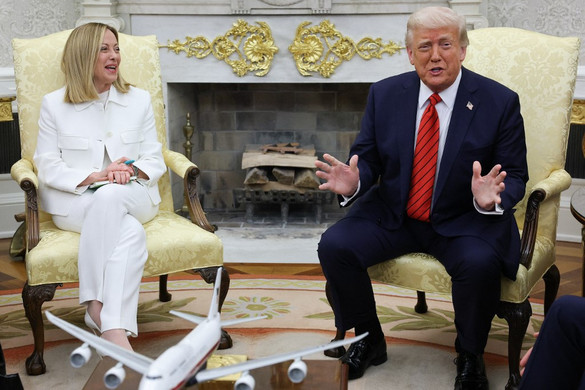 Trump:  Sikerült közelebb kerülni az ukrajnai háború lezárásához