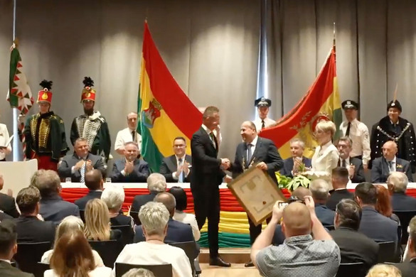 Díszpolgár lett Szijjártó Péter
