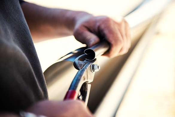 Ne hagyja, hogy a tető cserbenhagyja: íme a legfontosabb tetővédelmi megoldások!