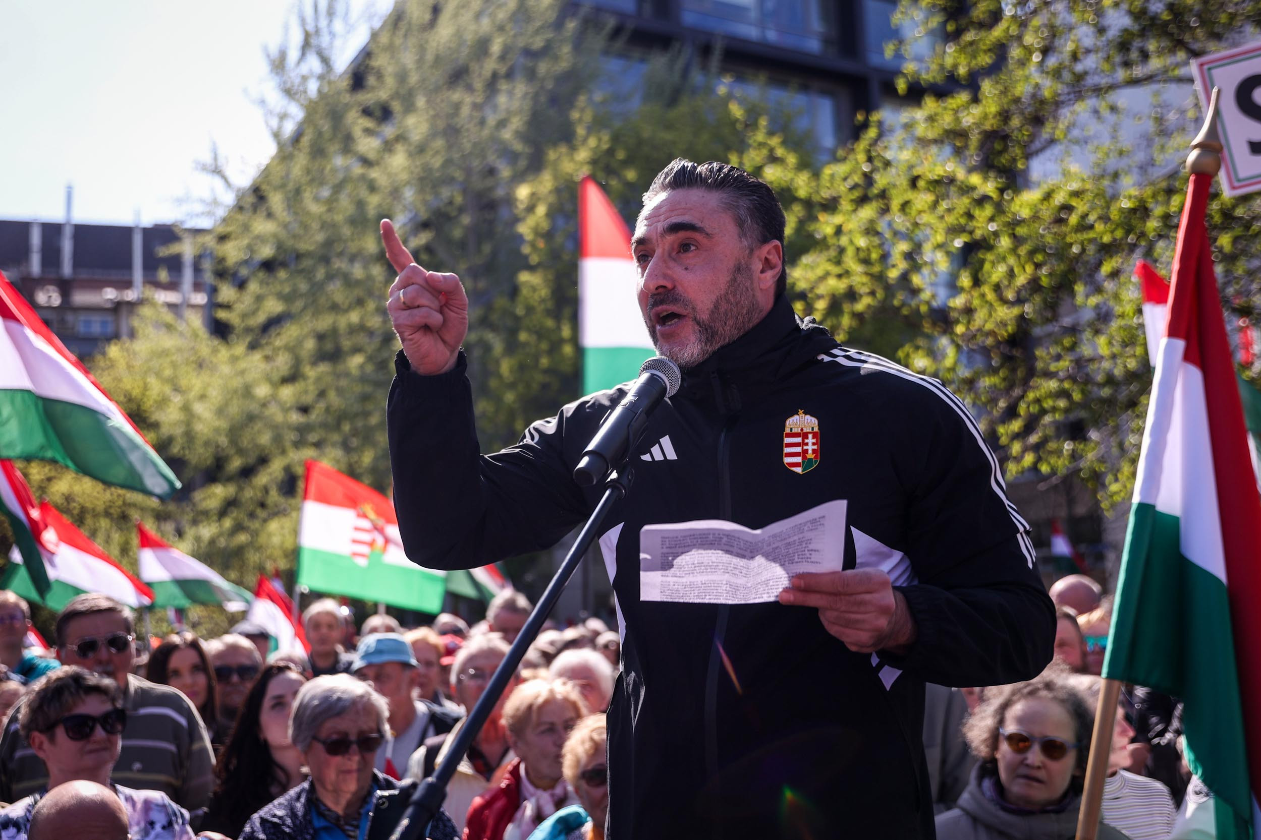 Tüntetés a Tisza Párt ellen