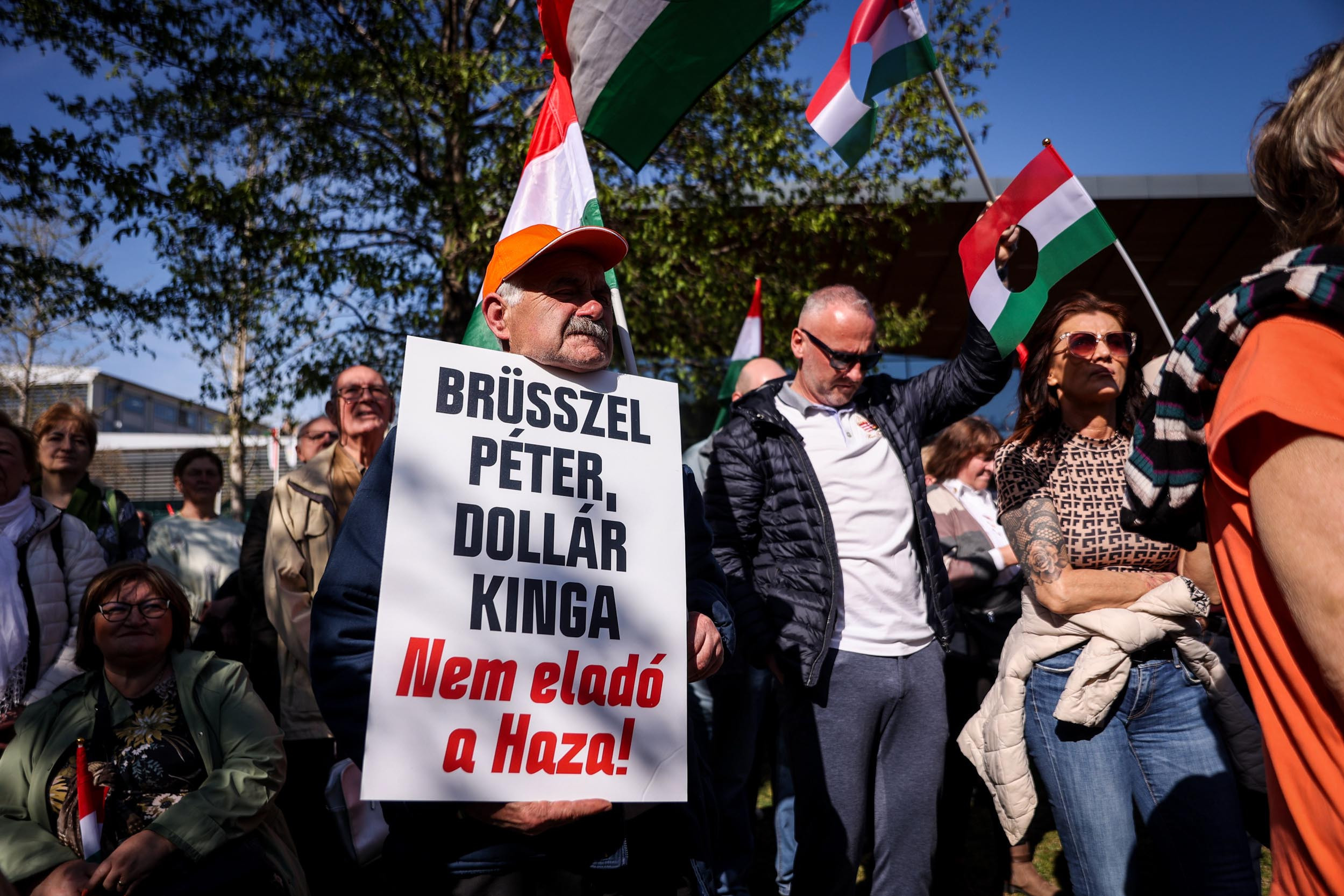 Tüntetés a Tisza Párt ellen