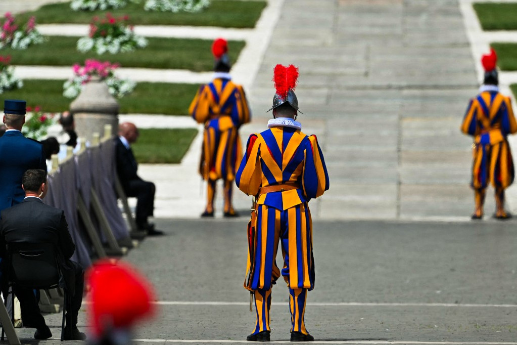 XIV. Leó pápa a pontifikátusa kezdetén