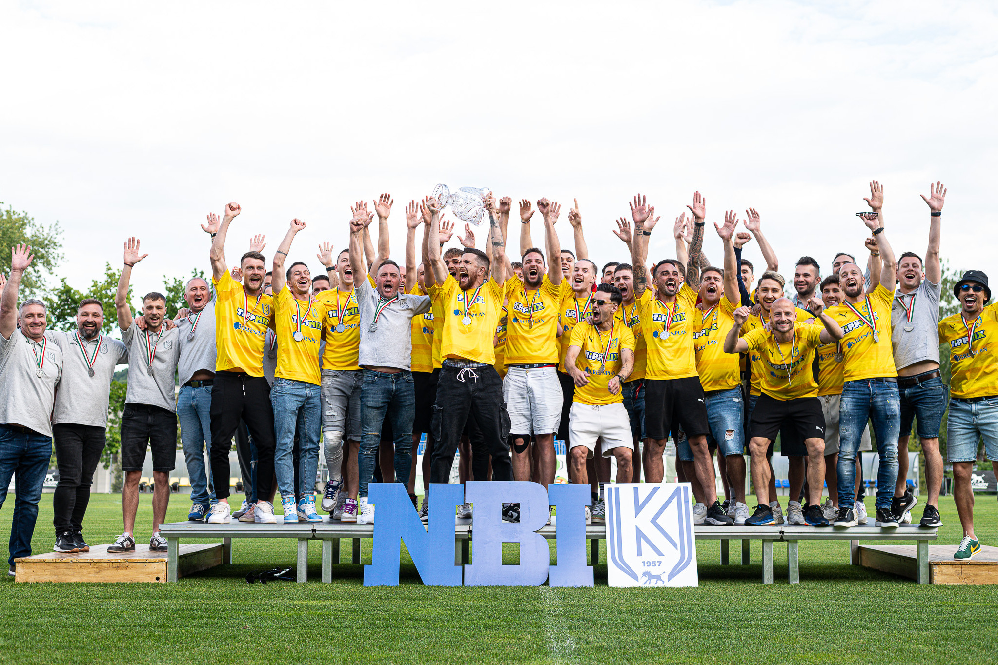 Cikk borítókép
