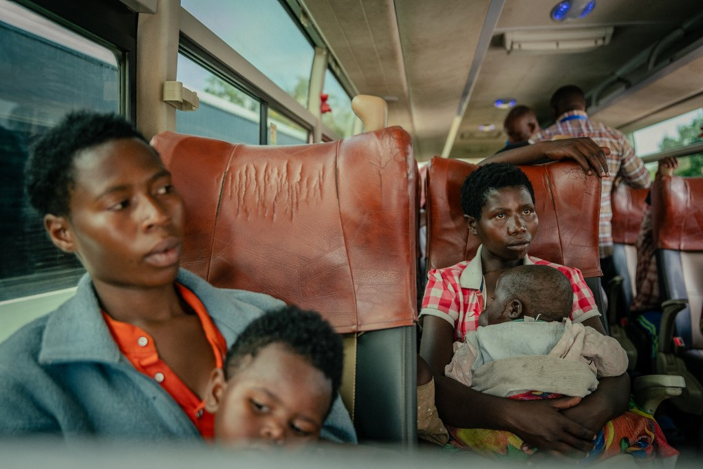 Menekültek a Kongói Demokratikus Köztársaság és Ruanda közötti határon, Gomában, 2025. május 19-én
