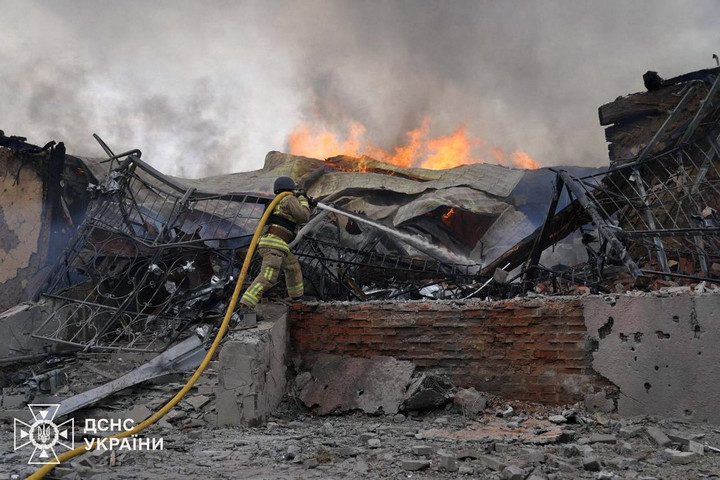Fotó: AFP/Ukrainian State Emergency Service/Handout Újabb ukrán falvakat foglaltak el az oroszok