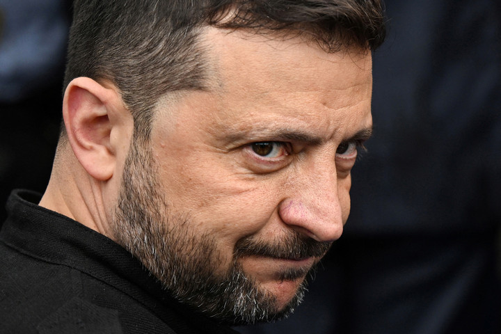 Fotó: AFP/Armend Nimani „Zelenszkij elárulja hazáját”