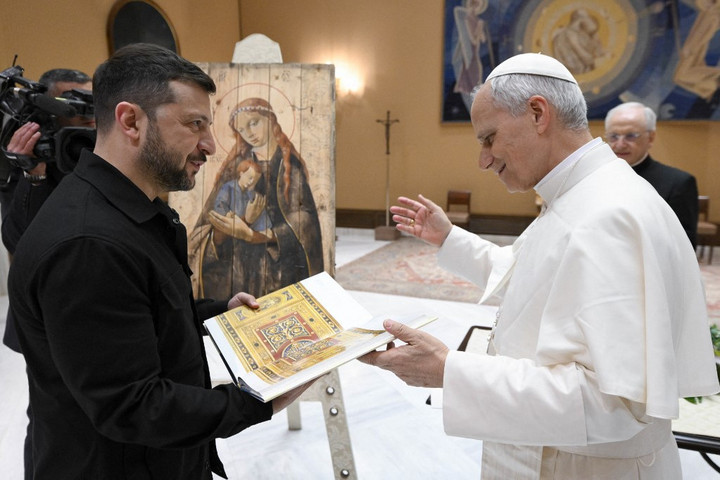 Fotó: AFP/Vatican Media/Handout XIV. Leó pápa fogadta Volodimir Zelenszkijt