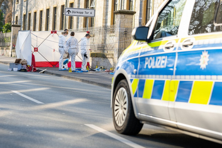 Többeket megsebesített egy késelő Bielefeldben