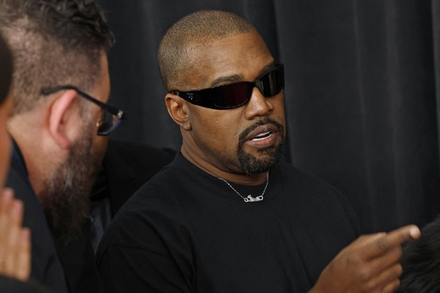 Náci jelleget öltött Kanye West