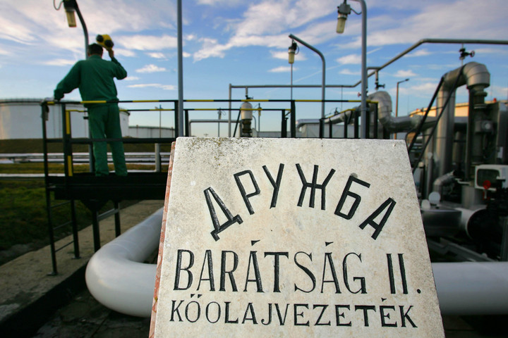 Pénteken jöhet ismét kőolaj a vezetéken hazánkba