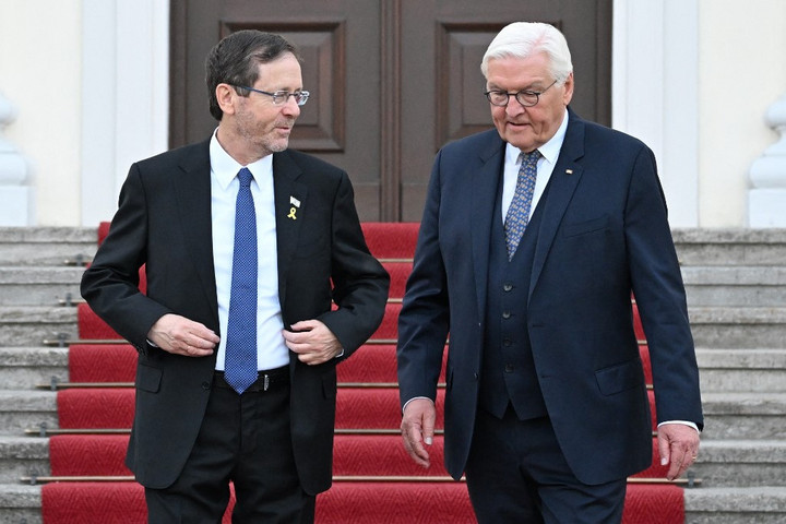 Fotó: AFP/Ralf Hirschberger Ajándék a német–izraeli megbékélés