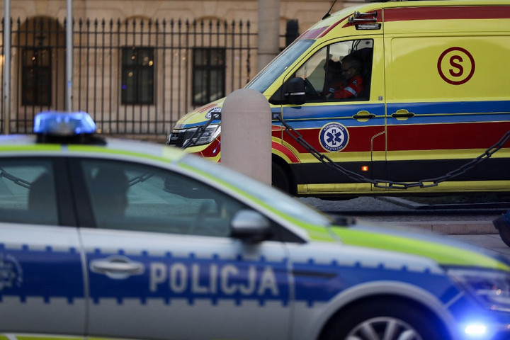 Fotó: NurPhoto via AFP/Klaudia Radecka Őrizetbe vettek egy baltával gyilkoló férfit a Varsói Egyetemen