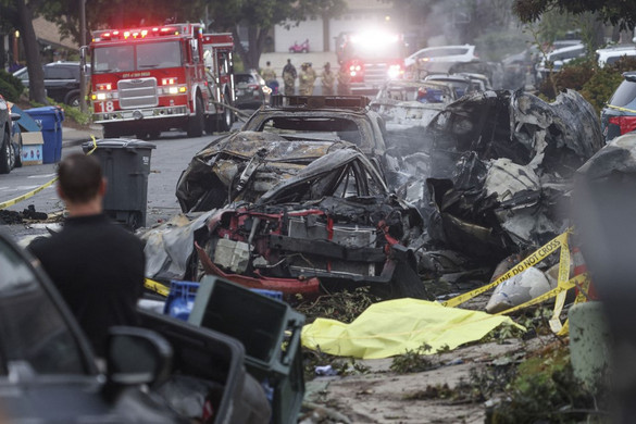 Lakott területre zuhant egy repülő San Diegóban