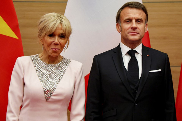 Ezt mondta Macron felesége a botrányos pofon után
