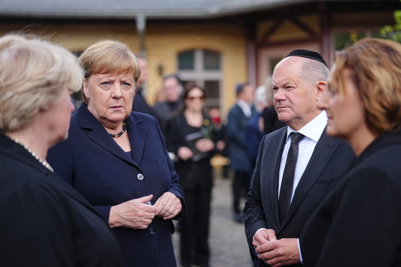 Merkel még mindig köti az ebet a karóhoz