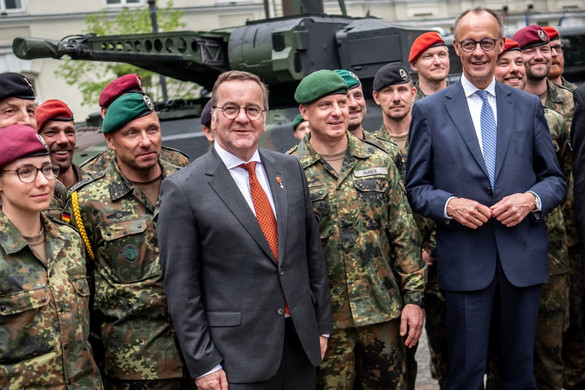 Berlin elkötelezett a NATO területének védelme mellett