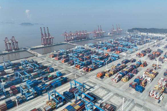 Vámháború ide vagy oda: rekordszintre pörgött Ningbo külkereskedelme