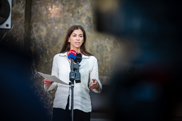 Mit is jelent a közélet átláthatósága?