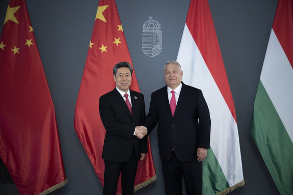 Orbán Viktor Csen Ven-csinget fogadta Budapesten