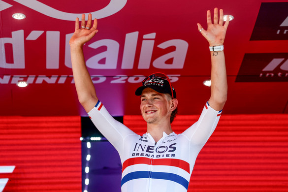 Joshua Tarling nyerte a Giro d'Italia második szakaszát
