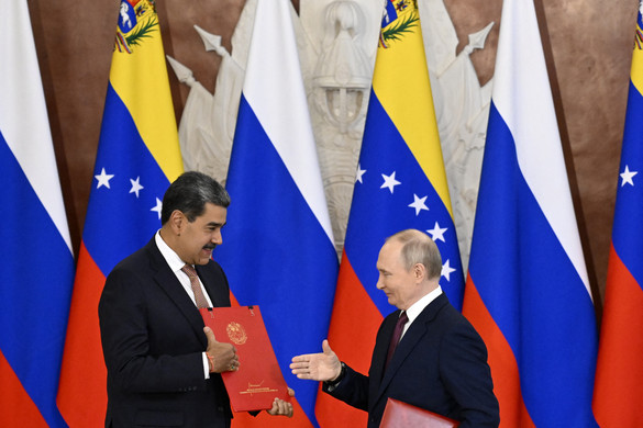 Putyin és Maduro stratégiai partnerségi megállapodást kötött
