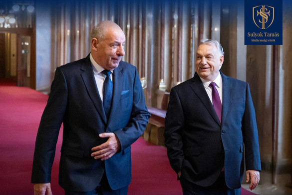 „Vannak, akik sodródnak a történelemmel. Mások alakítják”