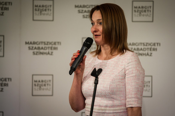 Világsztárok és ősbemutatók a Margitszigeti Színház színpadán