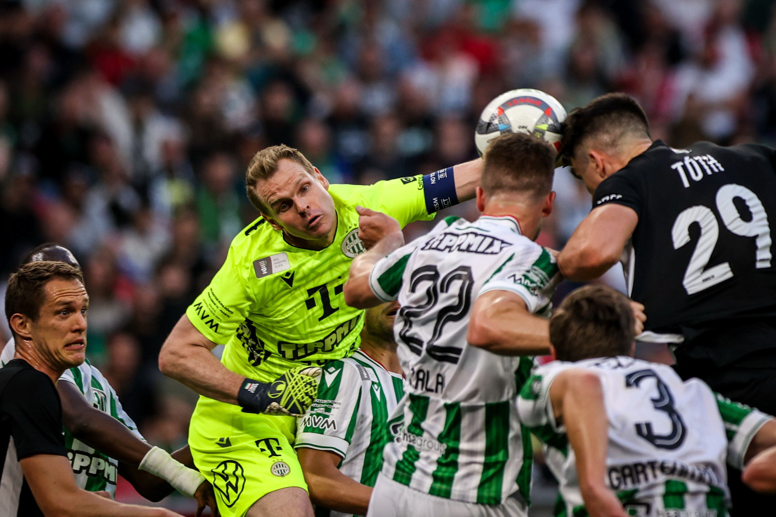 Labdarúgó Magyar Kupa döntő: FTC-Paksi FC