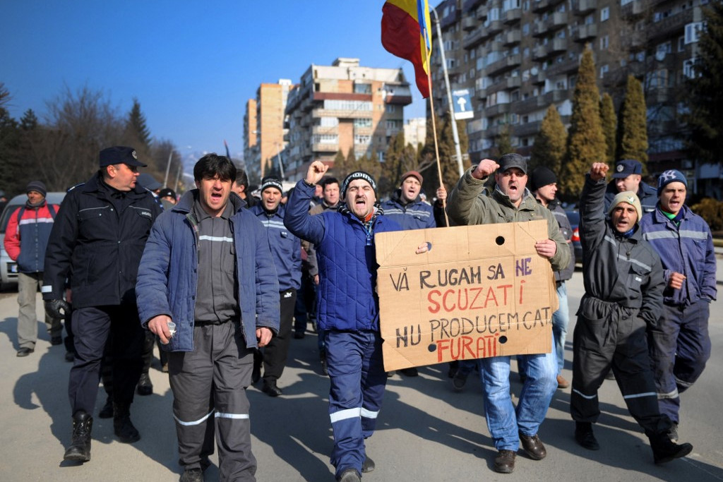 Sztrájkra készülnek a román szakszervezetek Kép