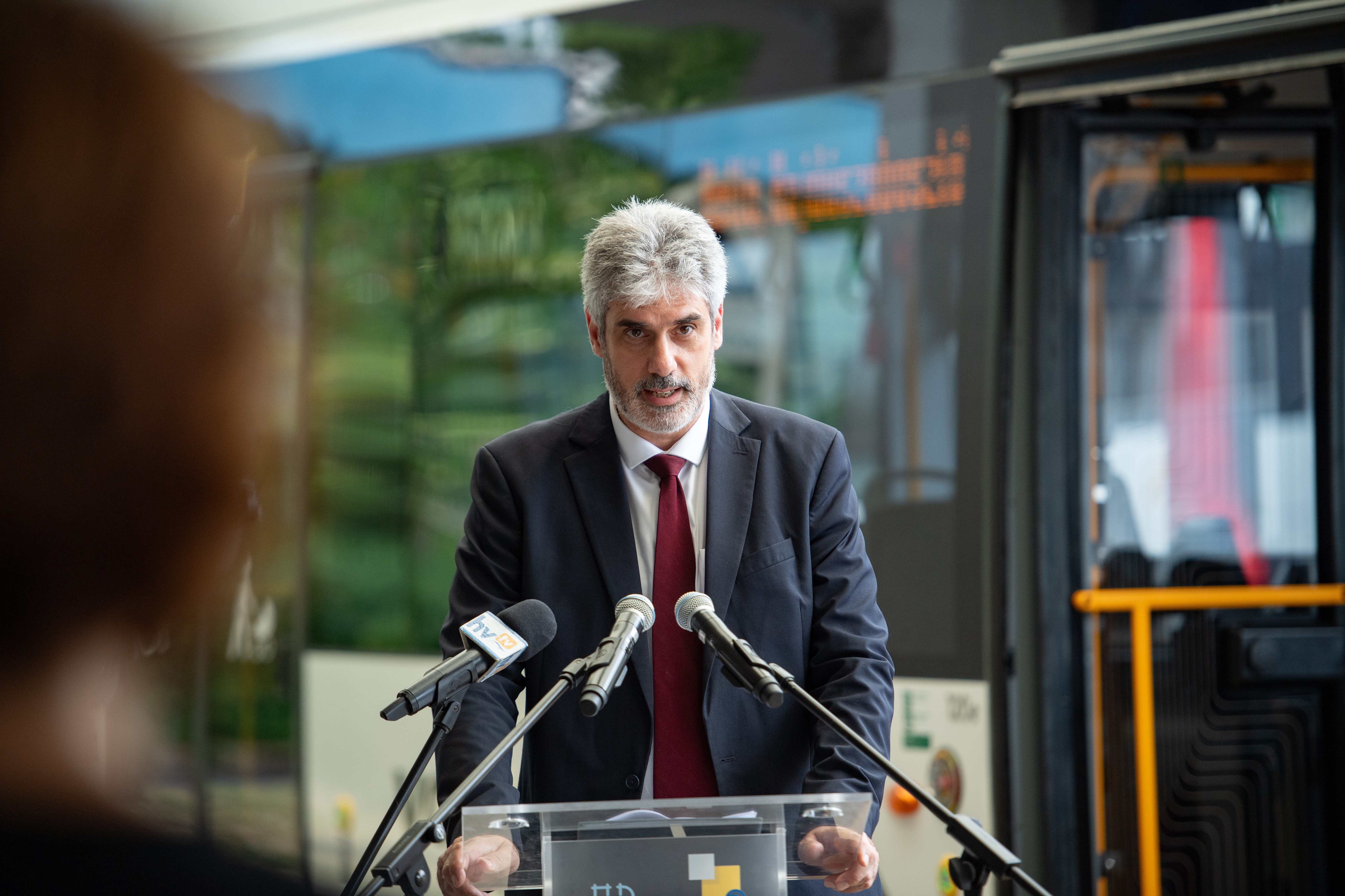Elektromos Ikarus busz átadása Hajdúszoboszlón