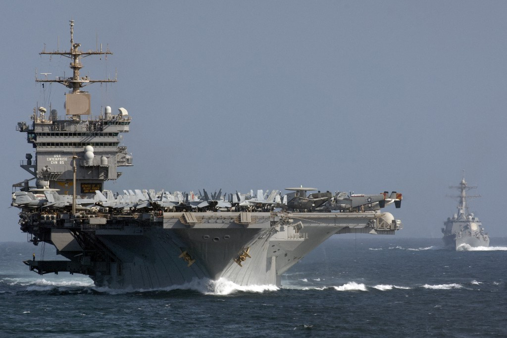 Fotó: AFP/Navy Media Content Services/Daniel Meshel Az USS Enterprise (CVN-65) a jemeni partok közelében
