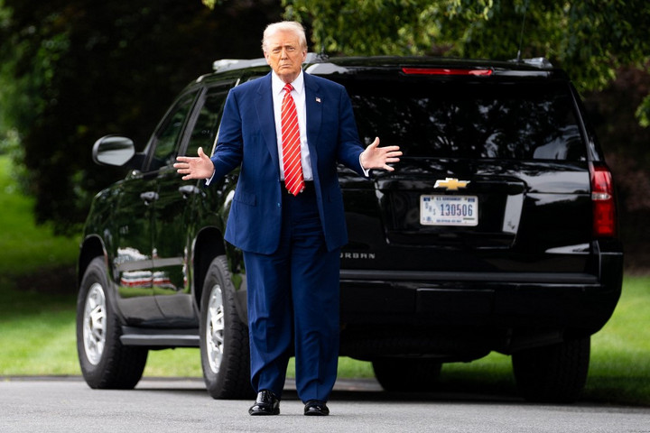 Fotó: AFP/Allison Robbert Trump teljesen elhagyja Ukrajnát?