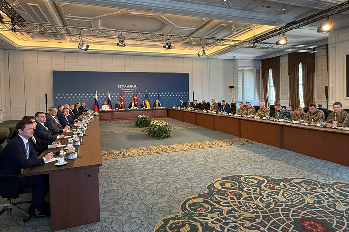 Fotó: AFP/Ukrainian Defence Ministry/Handout Ellenkező békejavaslatokkal érkeznek Isztambulba