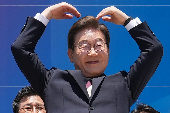 Fotó: AFP/Pool/Credit Lee Jin-man Megnevezte kormányfőjelöltjét és hivatalának kulcsembereit az új dél-koreai elnök