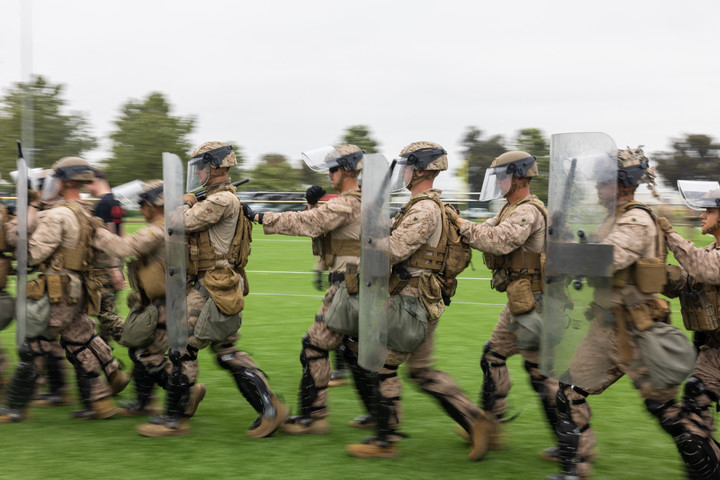 Fotó: AFP/US MARINE CORPS/Juan Torres Tengerészgyalogosok vonulnak két napon belül Los Angeles utcáira
