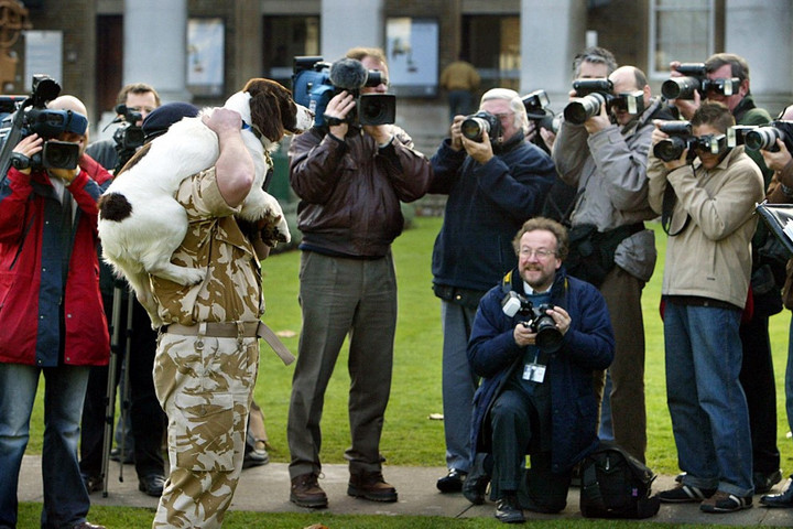 Fotó: AFP/Adrian Dennis A brit haditengerészet titkos fegyvere