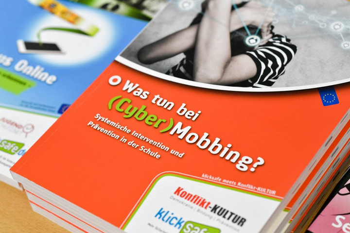 Bűncselekmény az online bántalmazás