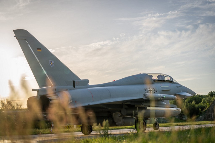 Fotó: dpa Picture-Alliance via AFP/Michael Kappeler Orosz felderítőgép miatt riasztották a német légierő készenléti gépeit