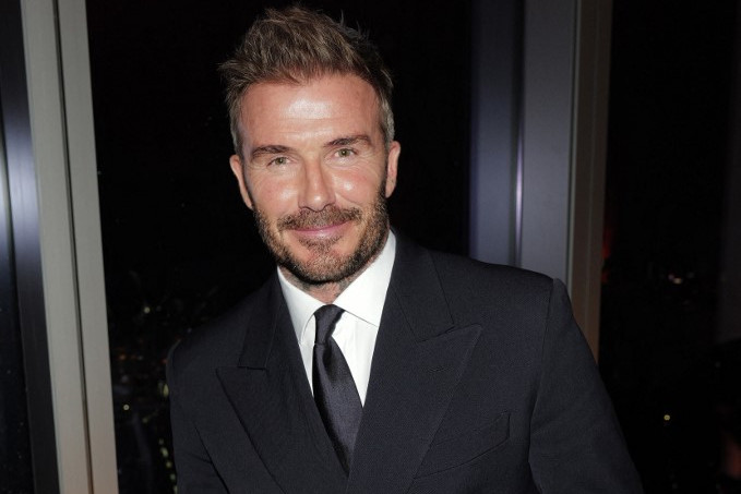 Lovaggá ütik David Beckhamet