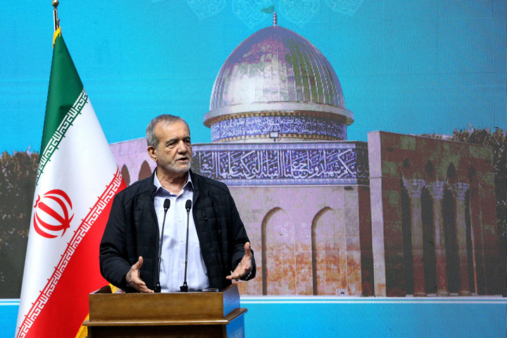Fotó: Anadolu via AFP/Handout/Iranian Presidency Irán ki akar lépni az atomsorompó-egyezményből