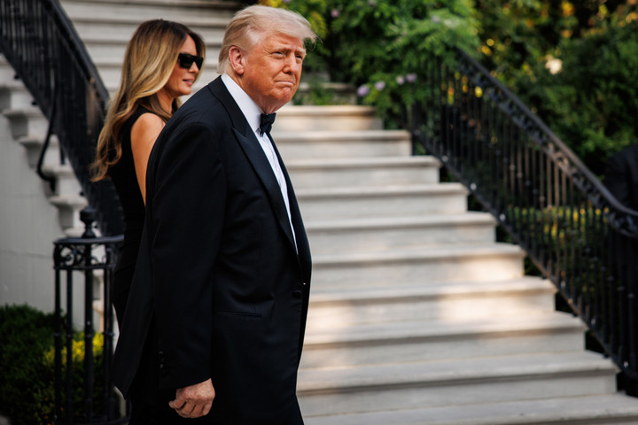 Melania Trump látványosan visszatért a társasági életbe