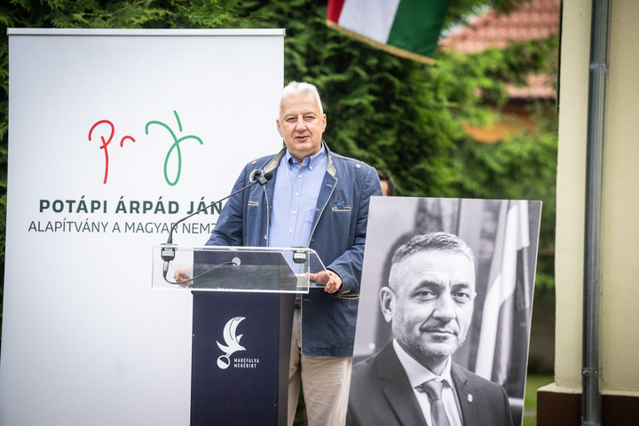 Fotó: Facebook/Semjén Zsolt Potápi Árpád Jánosnál a magyarsága nem járulékos elem volt