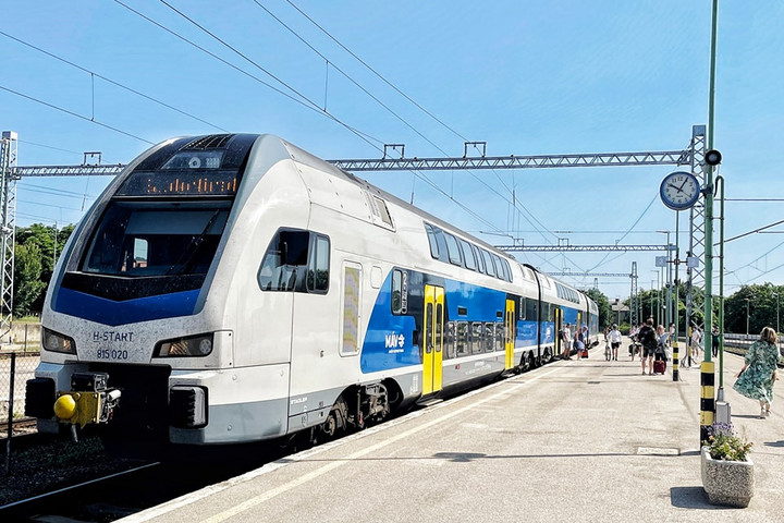 Több járat menetrendje módosul hétfőtől