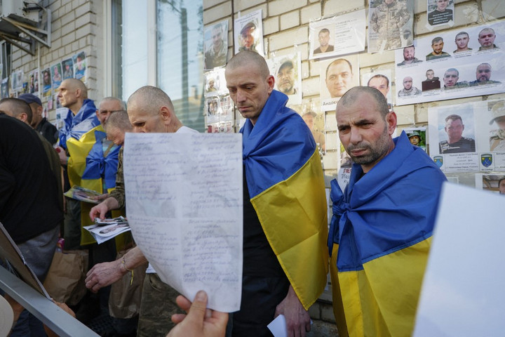 Fotó: Anadolu via AFP/Max Kishka Orosz-ukrán fogolycsere az isztambuli megállapodás szerint