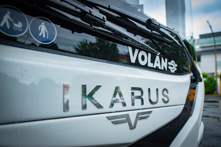 Sikeresen vizsgázott a két e-busz a komáromi helyi közlekedésben
