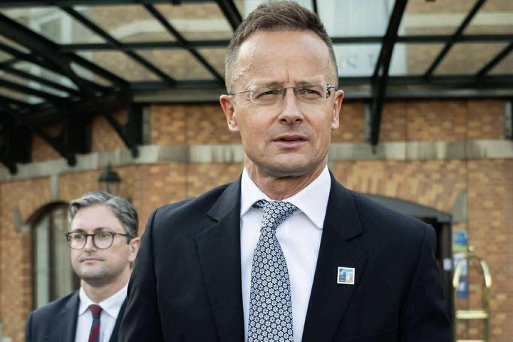 Fotó: Facebook/Szijjártó Péter "Ukrajna NATO-tagsága a harmadik világháborúval lenne egyenlő, és azt mi nagyon-nagyon nem szeretnénk"