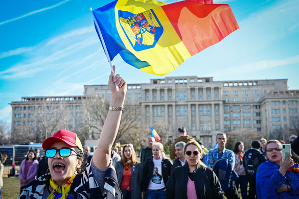 A megszorítások ellen tüntetnek Romániában